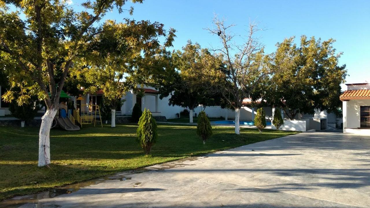 La Ilusion Hotel Campestre Y Balneario Parras de la Fuente Exterior foto